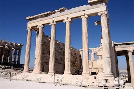 simsearch:400-05909439,k - Acropolis in Athens ? Greece, details of the Erechtheum Foto de stock - Super Valor sin royalties y Suscripción, Código: 400-04529555