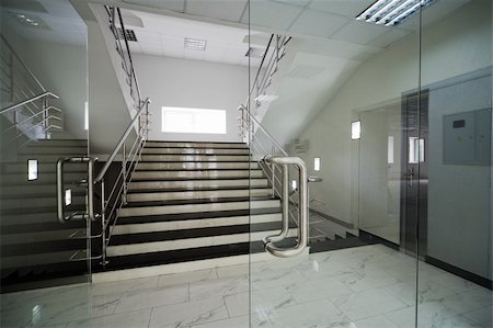 railing palace - Glass doors with a kind on a marble staircase Stock Photo - Budget Royalty-Free & Subscription, Code: 400-04529766