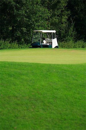 simsearch:400-05370464,k - Golf car on the green Stock Photo - Budget Royalty-Free & Subscription, Code: 400-04520098