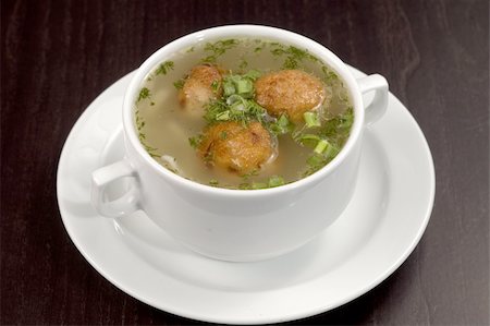 Vegetable soup on a white plate. Stockbilder - Microstock & Abonnement, Bildnummer: 400-04520449