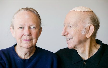 Close-up of eldery Jewish couple in studio. Stock Photo - Budget Royalty-Free & Subscription, Code: 400-04520906