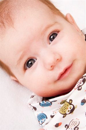 simsearch:400-04525630,k - bright closeup portrait of little baby Foto de stock - Royalty-Free Super Valor e Assinatura, Número: 400-04521333