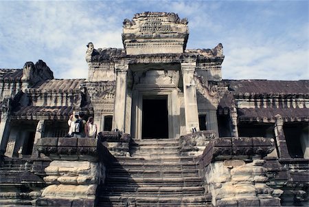 shanin (artist) - Entrance gate to Angkor wat, Cambodia Photographie de stock - Aubaine LD & Abonnement, Code: 400-04523517