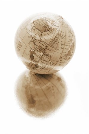 simsearch:400-04774467,k - Globe with Reflection Isolated on White Background Stock Photo - Budget Royalty-Free & Subscription, Code: 400-04537862