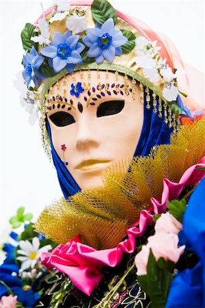 simsearch:400-04546218,k - Colorful costume at the Venice Carnival Stock Photo - Budget Royalty-Free & Subscription, Code: 400-04546222