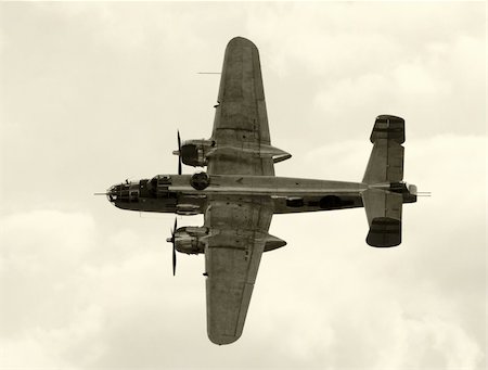 World War II era American bomber Stock Photo - Budget Royalty-Free & Subscription, Code: 400-04546883