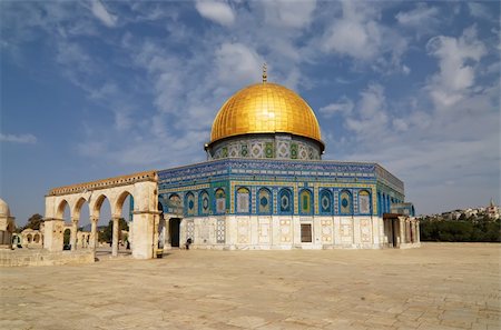 The famous mosque in Jerusalem Stock Photo - Budget Royalty-Free & Subscription, Code: 400-04549146