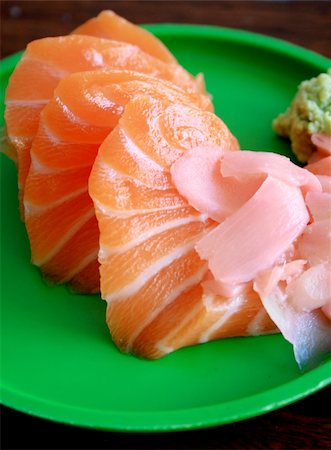 simsearch:400-05299211,k - sushi salmon Foto de stock - Super Valor sin royalties y Suscripción, Código: 400-04549838
