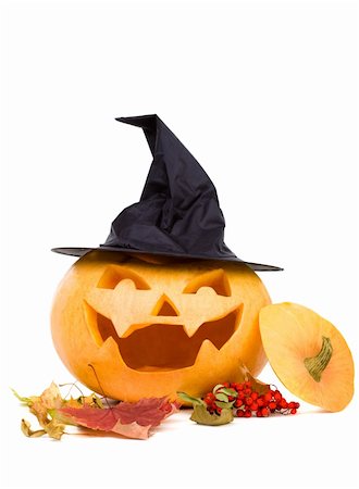 simsearch:400-05265311,k - Halloween carved pumpkin with maple leafs and rowan berries Foto de stock - Super Valor sin royalties y Suscripción, Código: 400-04543422