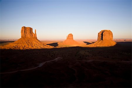 simsearch:400-05064360,k - Sunset in Monument Valley in Arizona, USA Stock Photo - Budget Royalty-Free & Subscription, Code: 400-04556389