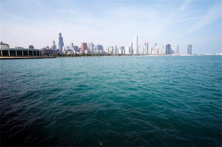 Skyline of Chicago with Sears Tower Stock Photo - Budget Royalty-Free & Subscription, Code: 400-04556585