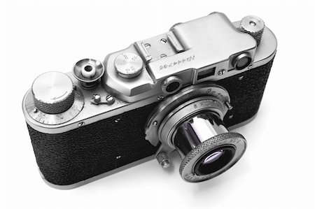 simsearch:400-05664488,k - Old vintage rangefinder camera over white with clipping path - 2 Stock Photo - Budget Royalty-Free & Subscription, Code: 400-04556959