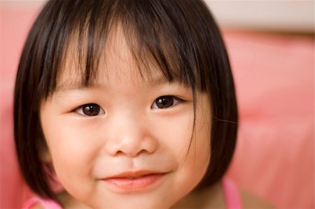 simsearch:400-06098679,k - little asian girl with smiling face Fotografie stock - Microstock e Abbonamento, Codice: 400-04550800
