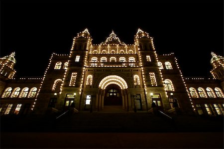 simsearch:400-04832012,k - Parliament house of British Colombia  Canada in Victoria by night Fotografie stock - Microstock e Abbonamento, Codice: 400-04551223