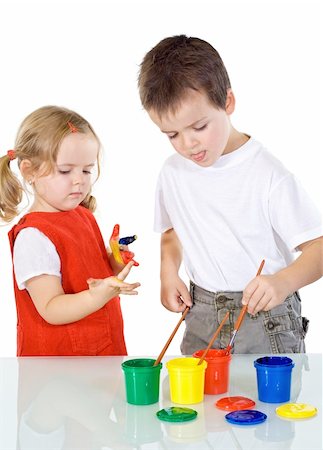 simsearch:400-04382434,k - Kids having some fun with different color paints - isolated Foto de stock - Royalty-Free Super Valor e Assinatura, Número: 400-04553338
