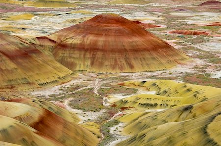 simsearch:400-04564516,k - Strange cones in the Painted Hills of Oregon Photographie de stock - Aubaine LD & Abonnement, Code: 400-04564521