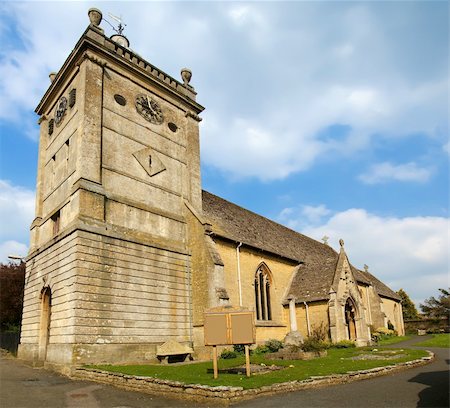 simsearch:400-05011115,k - Bourton on the water the Cotswolds Gloucestershire England Foto de stock - Super Valor sin royalties y Suscripción, Código: 400-04565795