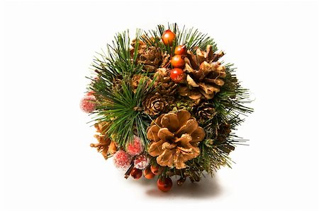 simsearch:400-04754736,k - Ornate fir-toy isolated on the white background Photographie de stock - Aubaine LD & Abonnement, Code: 400-04560412