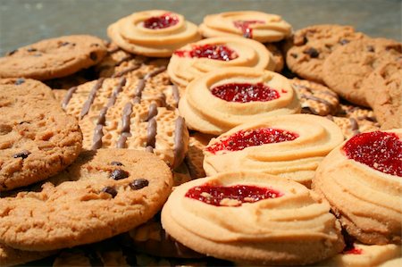 Close up of an assortment of cookies. Stock Photo - Budget Royalty-Free & Subscription, Code: 400-04560904