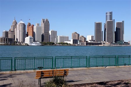 détroit - view of Detroit skyline from Windsor, Ontario Photographie de stock - Aubaine LD & Abonnement, Code: 400-04561802