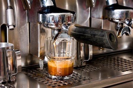 expresso bar - Espresso machine making a n espresso in a glass Stock Photo - Budget Royalty-Free & Subscription, Code: 400-04563557