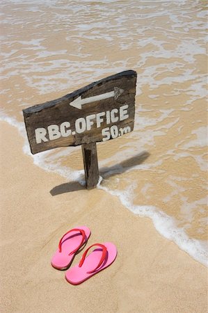 pink flip flops beach - Colorful pink flip flops and wooden sign on the beach Stock Photo - Budget Royalty-Free & Subscription, Code: 400-04563560