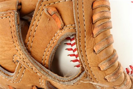 simsearch:400-04673387,k - A Baseball glove with ball macro Stock Photo - Budget Royalty-Free & Subscription, Code: 400-04575037