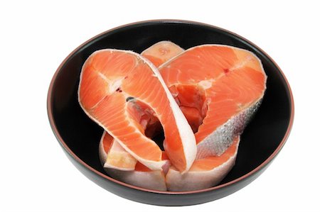 fish bones on plate - Raw hunchback salmon Stock Photo - Budget Royalty-Free & Subscription, Code: 400-04573709