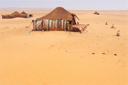 The bedouins tent in the sahara, morocco Stock Photo - Budget Royalty-Free & Subscription, Code: 400-04584885