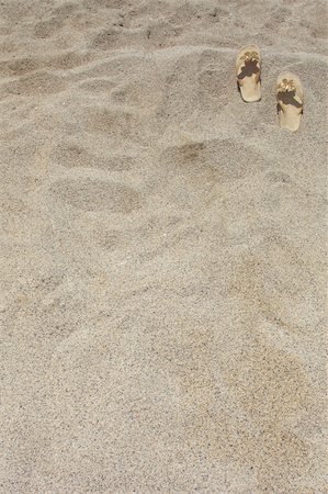 disappear - Sandals on the beach Stock Photo - Budget Royalty-Free & Subscription, Code: 400-04585318