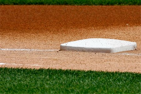 The 3rd base bag on a baseball diamond Stock Photo - Budget Royalty-Free & Subscription, Code: 400-04587886