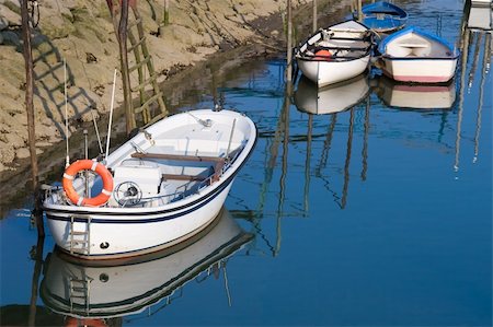 Boats in Orio´s river, Gipuzkoa (Spain) Stock Photo - Budget Royalty-Free & Subscription, Code: 400-04581014