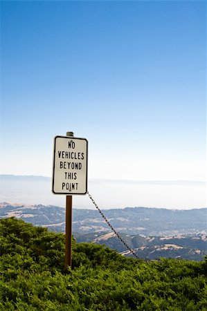 south12th (artist) - Humorous Situation of Sign Saying No Vehicles Beyond This Point Foto de stock - Super Valor sin royalties y Suscripción, Código: 400-04594385