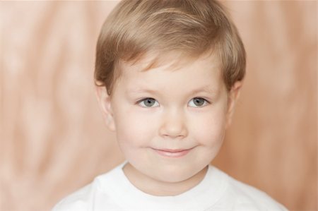 simsearch:400-04093413,k - smiling child portrait Stock Photo - Budget Royalty-Free & Subscription, Code: 400-04594842