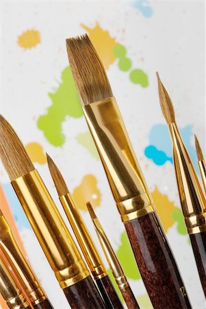 Paintbrush. Brushes for drawing. C blur a color background Photographie de stock - Aubaine LD & Abonnement, Code: 400-04596470