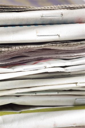 sunday market - pile of newspapers Stock Photo - Budget Royalty-Free & Subscription, Code: 400-04597424