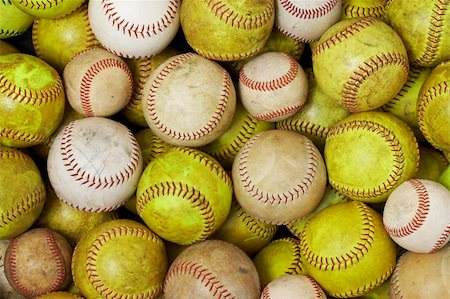 simsearch:400-04673387,k - a picture of old softballs and baseballs Stock Photo - Budget Royalty-Free & Subscription, Code: 400-04597737