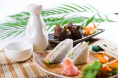 simsearch:400-04557539,k - japanese sushi food Stock Photo - Budget Royalty-Free & Subscription, Code: 400-04599724