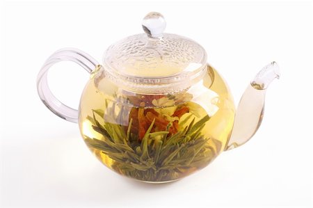 simsearch:400-05215025,k - teapot with green tea on white background Foto de stock - Royalty-Free Super Valor e Assinatura, Número: 400-04599897