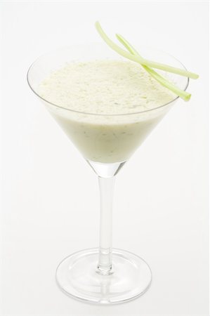 fresh fruit milk shake apple and celery Photographie de stock - Aubaine LD & Abonnement, Code: 400-04592600