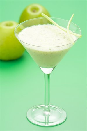 simsearch:400-03948731,k - fresh fruit milk shake apple and celery Stock Photo - Budget Royalty-Free & Subscription, Code: 400-04592602