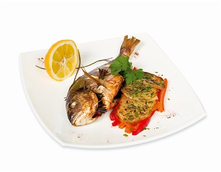 simsearch:400-05320343,k - grilled fish with vegetables Stock Photo - Budget Royalty-Free & Subscription, Code: 400-04592611