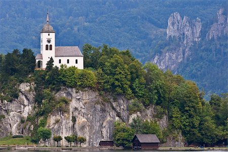 simsearch:400-04609507,k - Johannesberg Chapel, Traunkirchen, Traunsee Lake in Austria Fotografie stock - Microstock e Abbonamento, Codice: 400-04607509