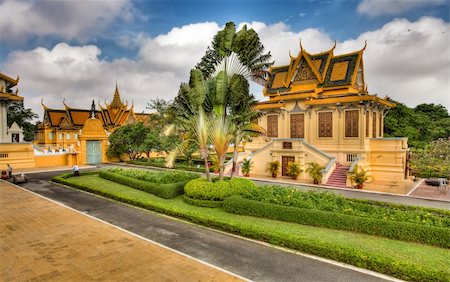 dpix (artist) - Buildings and Garden of the Royal Palace in Phnom Penh - Cambodia (HDR) Photographie de stock - Aubaine LD & Abonnement, Code: 400-04608023