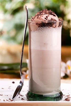 A chocolate milk float in an outdoor natural setting Stock Photo - Budget Royalty-Free & Subscription, Code: 400-04602881