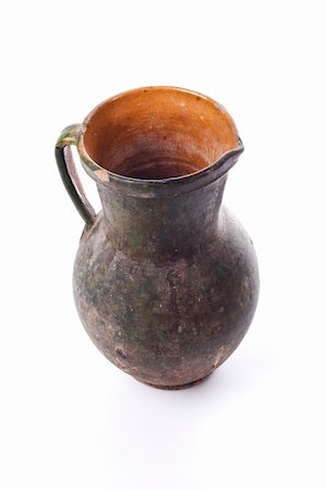 simsearch:400-03968646,k - Clay pot of manual work on the white background Stock Photo - Budget Royalty-Free & Subscription, Code: 400-04603660
