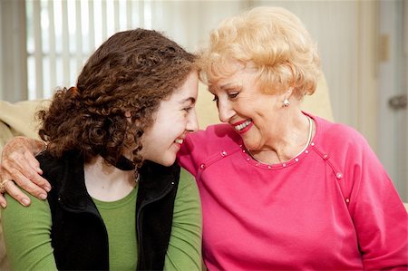 simsearch:400-04300757,k - Loving teen girl and her grandmother make eye contact. Photographie de stock - Aubaine LD & Abonnement, Code: 400-04614665