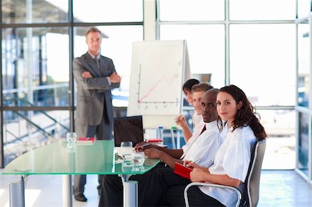 Business people in a meeting in the office Foto de stock - Super Valor sin royalties y Suscripción, Código: 400-04616463