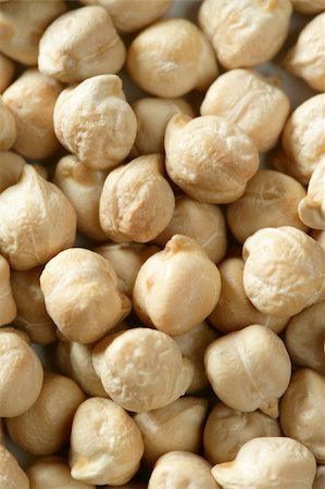 simsearch:400-04317325,k - Chickpeas texture background at studio over white Stock Photo - Budget Royalty-Free & Subscription, Code: 400-04618061