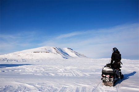 simsearch:400-05140122,k - An adventure guide on the island of Spitsbergen, Svalbard, Norway Photographie de stock - Aubaine LD & Abonnement, Code: 400-04610529